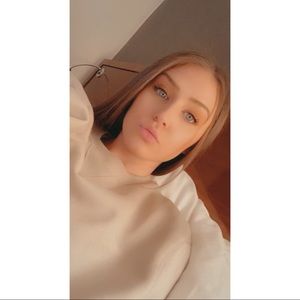 Meet your Posher, Lynda